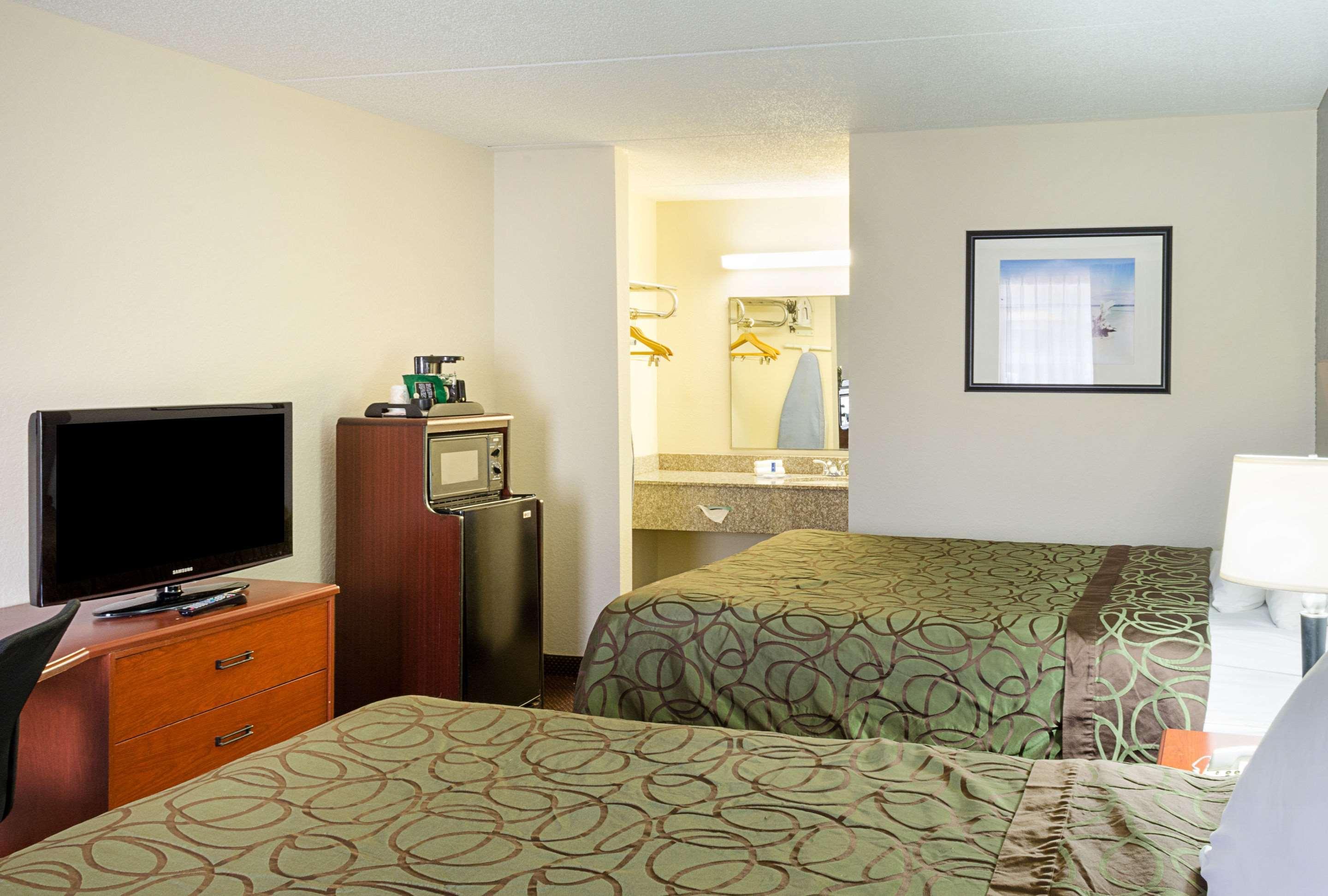 Rodeway Inn Panama City Buitenkant foto